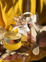 Bomboniere con miele, etichetta, spargimiele e confezione